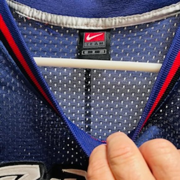 Toronto Raptors Vince Carter Basketball Jersey #15 Nike Men's Medium Vintage - Picture 4 of 5